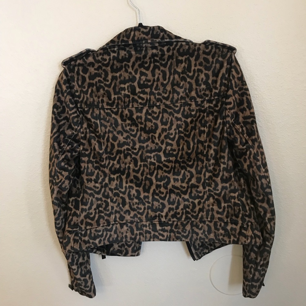 ROMEO & JULIET COUTURE Leopard Print Moto Jacket - Picture 6 of 8